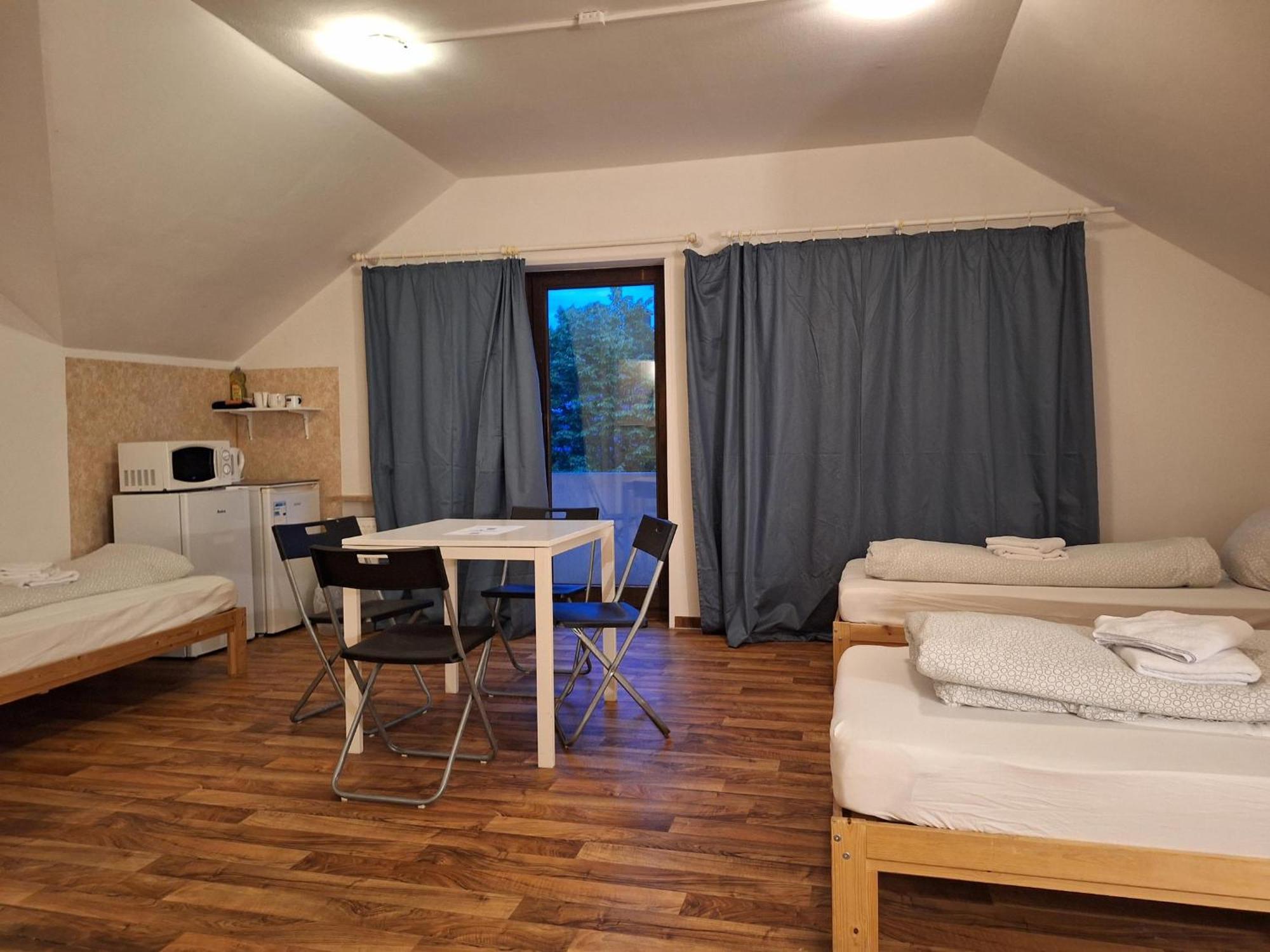 Hostel Budget Aubing Apartmenthostel Aub 162 München